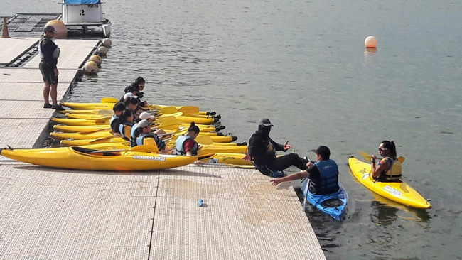 The Brigade Goes Kayaking Photo 4