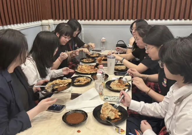 辅仁课堂还能这么玩？“逛吃逛吃”学英文